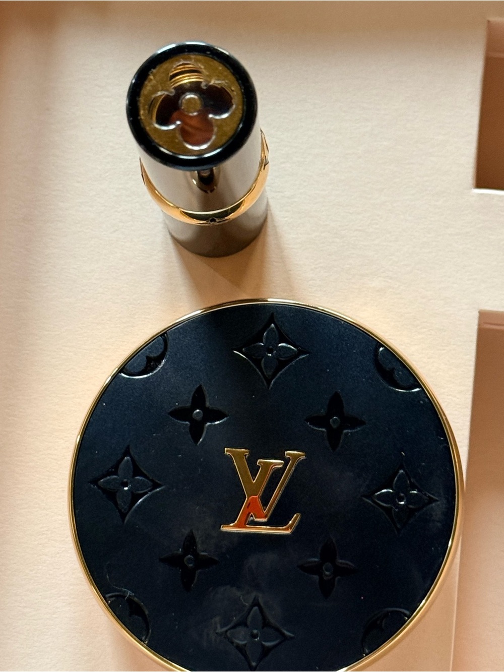 Louis Vuitton Makeup Duo Gift Set NWT. Box included. Never used. - Picture 8 of 16